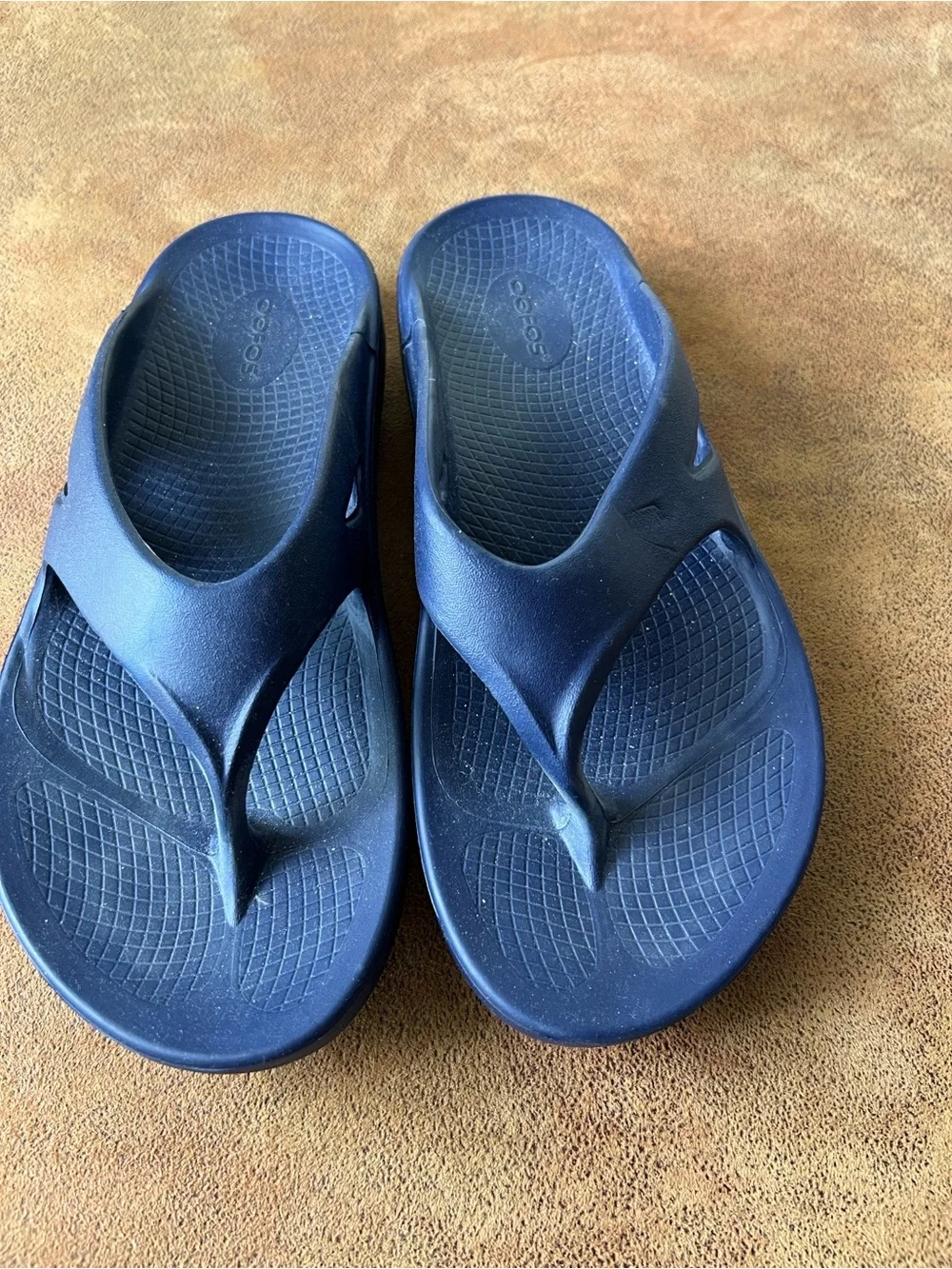 OOFOS Navy Blue Recovery Thong Sandal flip flops. M 9 W 11 eur 42